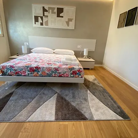 Hz+ Costantini 아파트