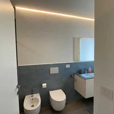 Hz+ Costantini Apartment *
