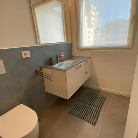 Hz+ Costantini 아파트 포르데노네